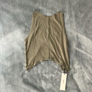 NWT joah brown curve crop tank summit ML